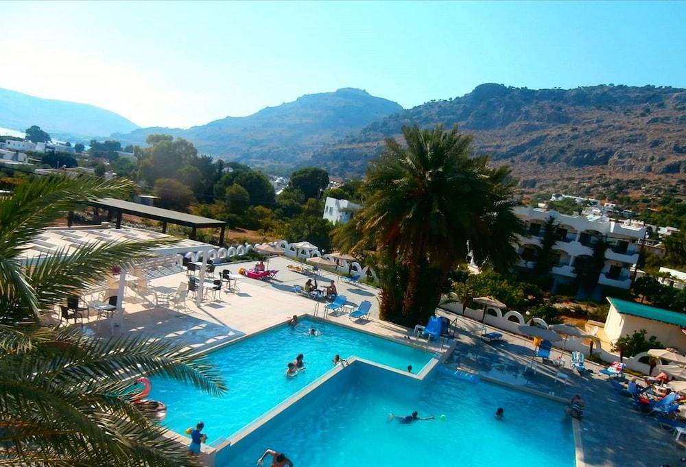 Thalia Hotel Pefki エクステリア 写真
