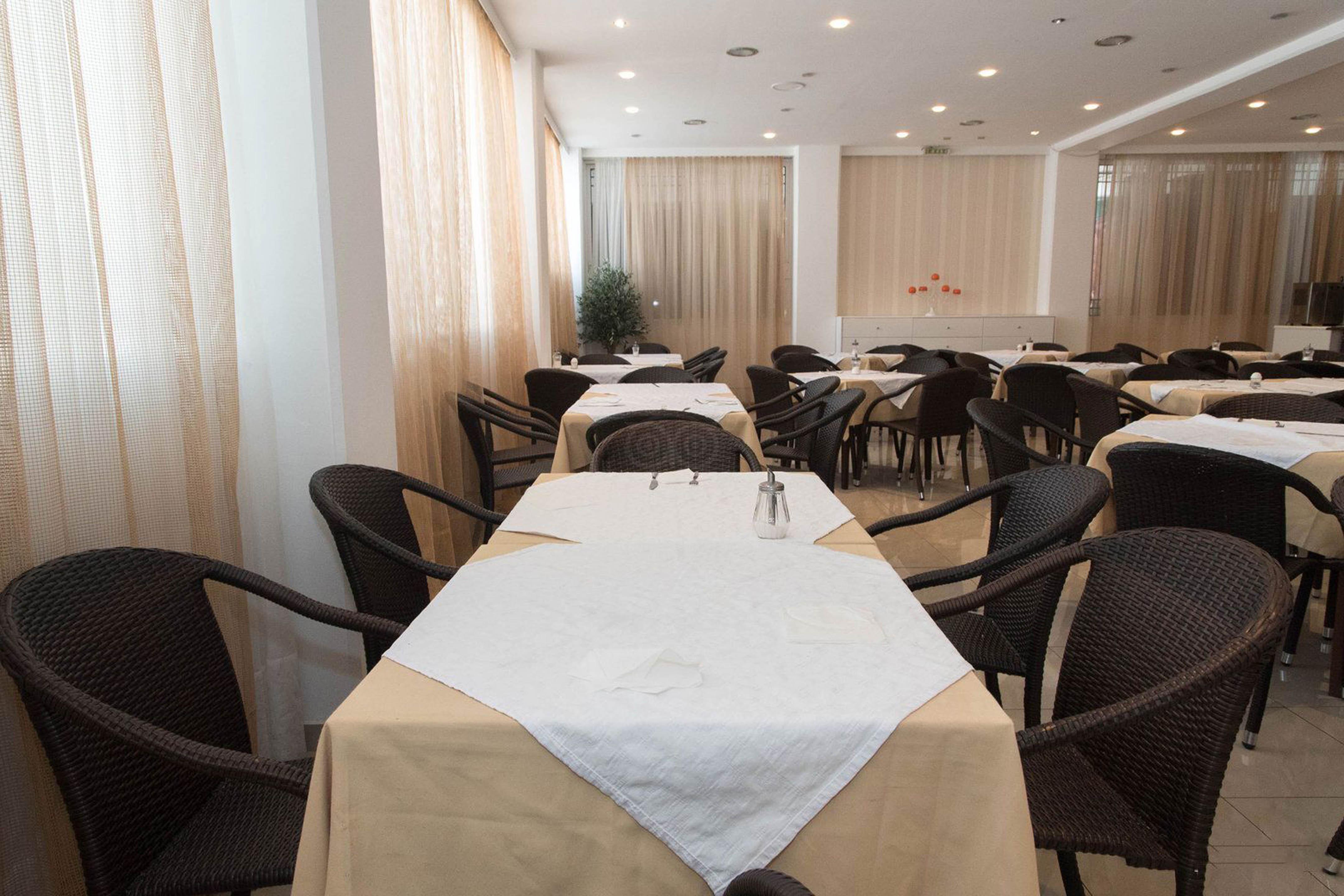 Thalia Hotel Pefki エクステリア 写真